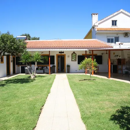 Rosa Holiday home Corroios